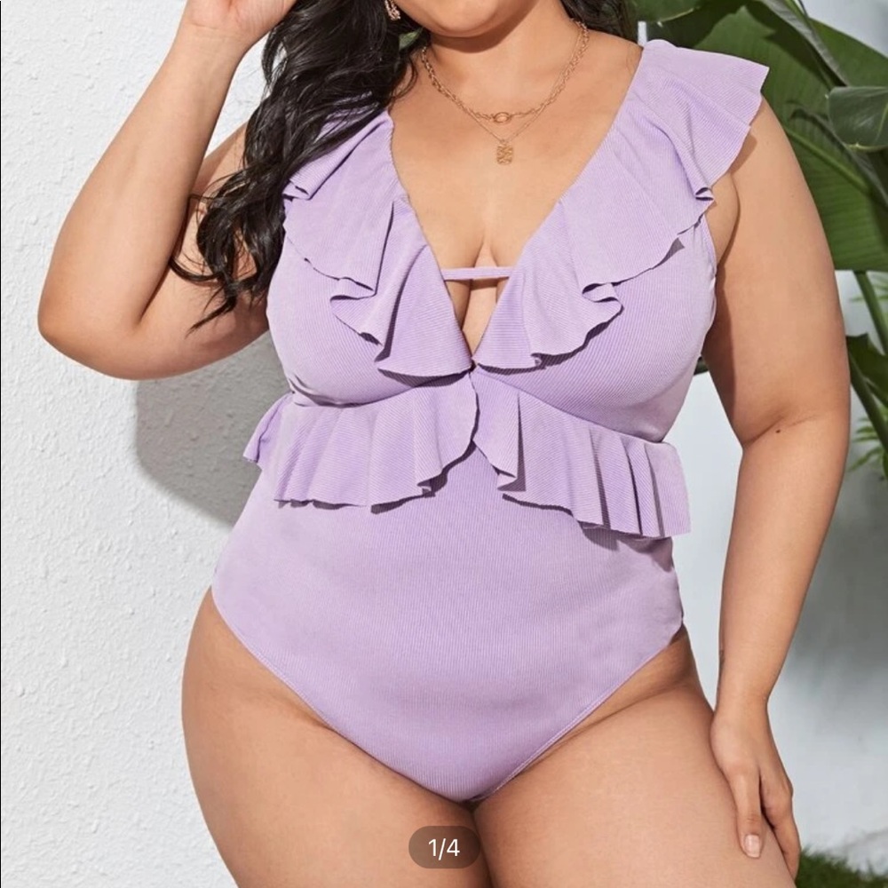 SHEIN Plus Rib Ruffle Trim One Piece